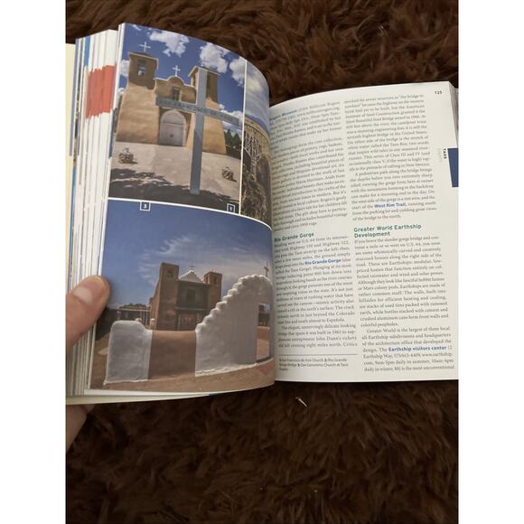 Moon Santa Fe, Taos and Albuquerque by Steven Horak Softcover 2021 Sixth Edition - Picture 12 of 14